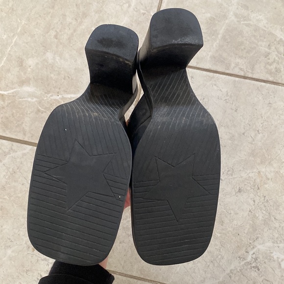 Calvin Klein Black Square Toe Heels 7.5 - Picture 5 of 9